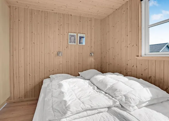 Pet Friendly In Sydals With Sauna بيت للعطل Høruphav